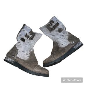 Sorel Womens Major Truffle Leather Boots Brown Laser Cut Pull On Buckle size 8